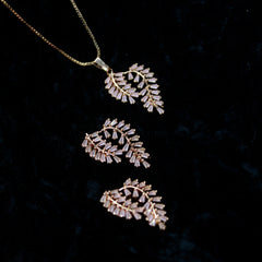 Alkyara Petal Bloom Pendant Set