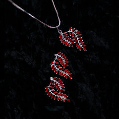 Alkyara Petal Bloom Pendant Set