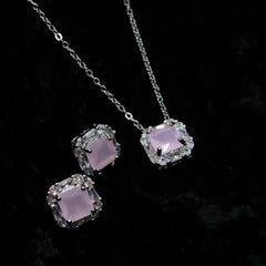 Alkyara Modern Noir Pendant Set