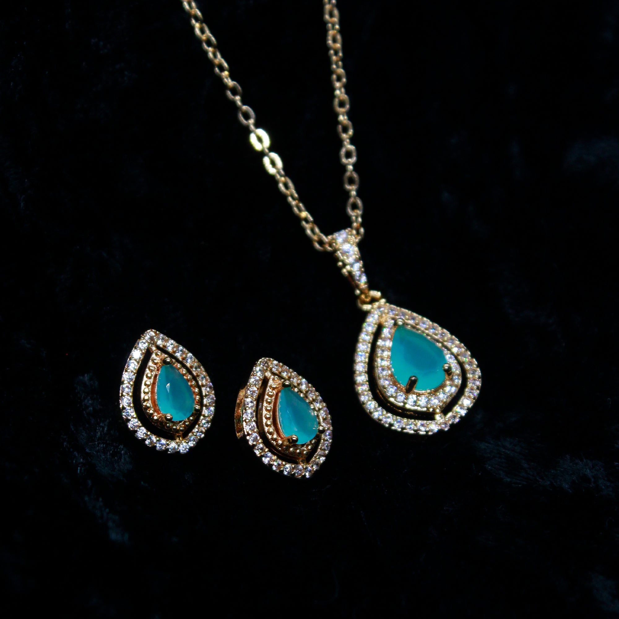 Alkyara Dreamy Dewdrop Set