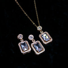 Alkyara Royal Rectangular Pendant Set